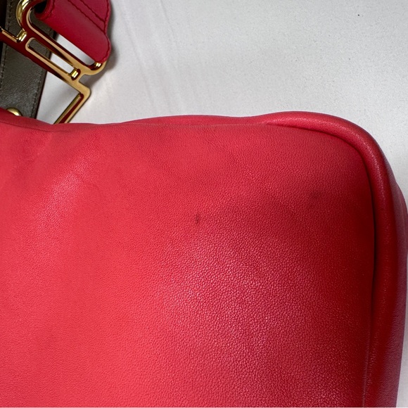 Chloe Small Vanessa Leather shoulder bag - Picture 10 of 13